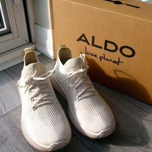 ALDO Gilga Jogger Sole Sneakers – US 9 (White)